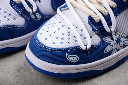 Dunk Low azul y blanco