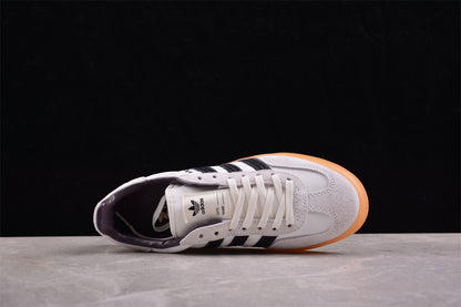 Gazelle blanco y negro