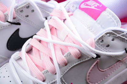 Dunk Low blanco, rosa y negro