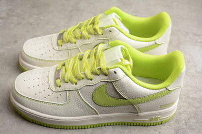 Air Force 1 07 blanco y verde limón