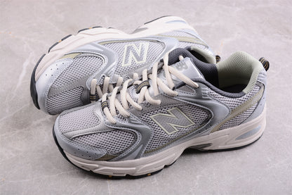 NB 530 plateado y beige