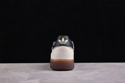 Handball Spezial blanco crema y negro