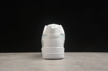 Air Force 1 07 blanco y azul cielo