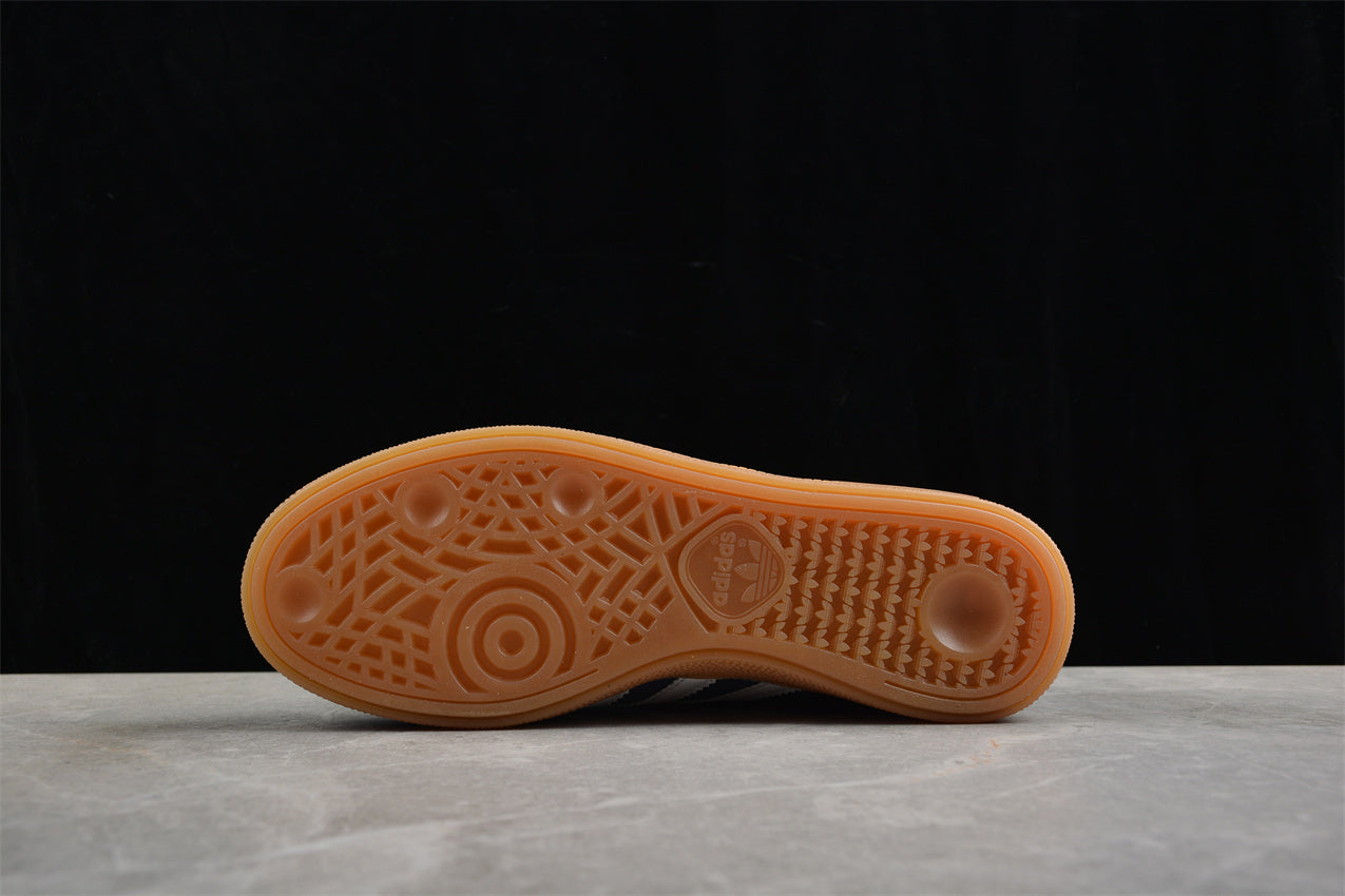 Sporty & Rich navy y azul cielo