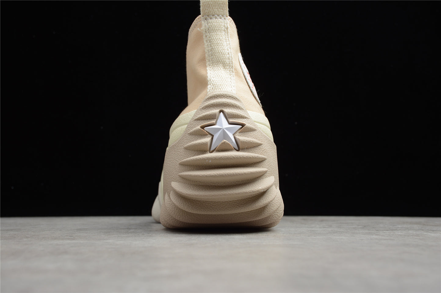 Run Star Motion HI beige