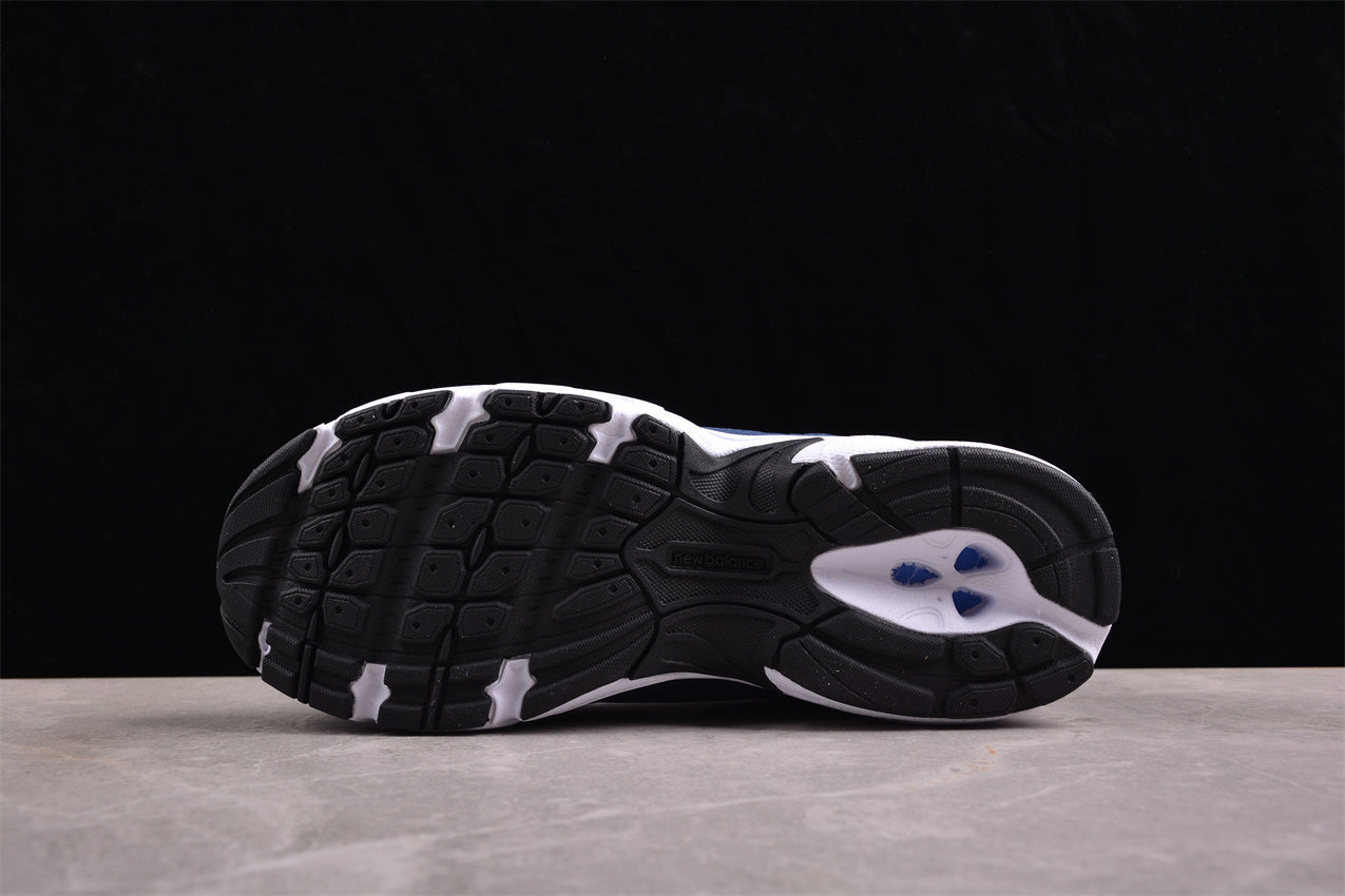 NB 530 azul marino y gris