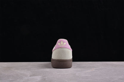 Handball Spezial verde salvia, marrón y blanco con tejido acanalado