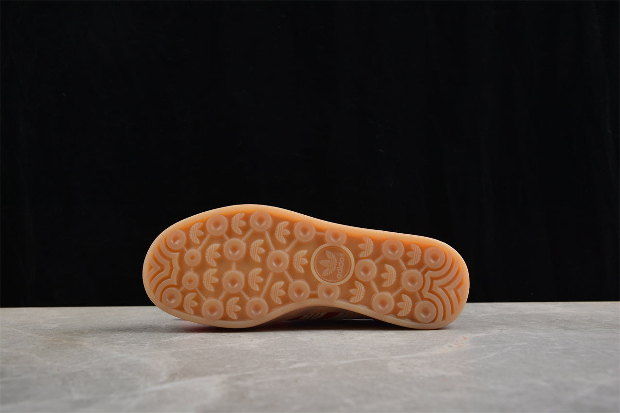 Gazelle rojo y beige