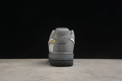 Air Force 1 07 cinza oscuro y blanco