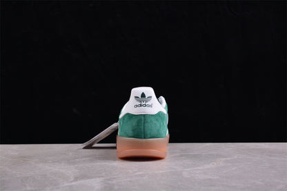 Gazelle verde y blanco