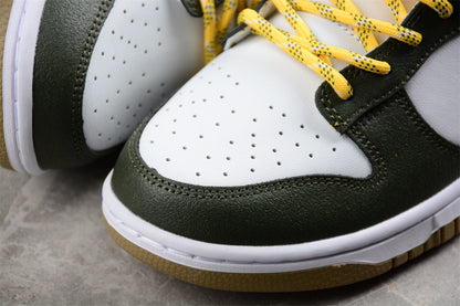 Dunk Low blanco, verde y amarillo