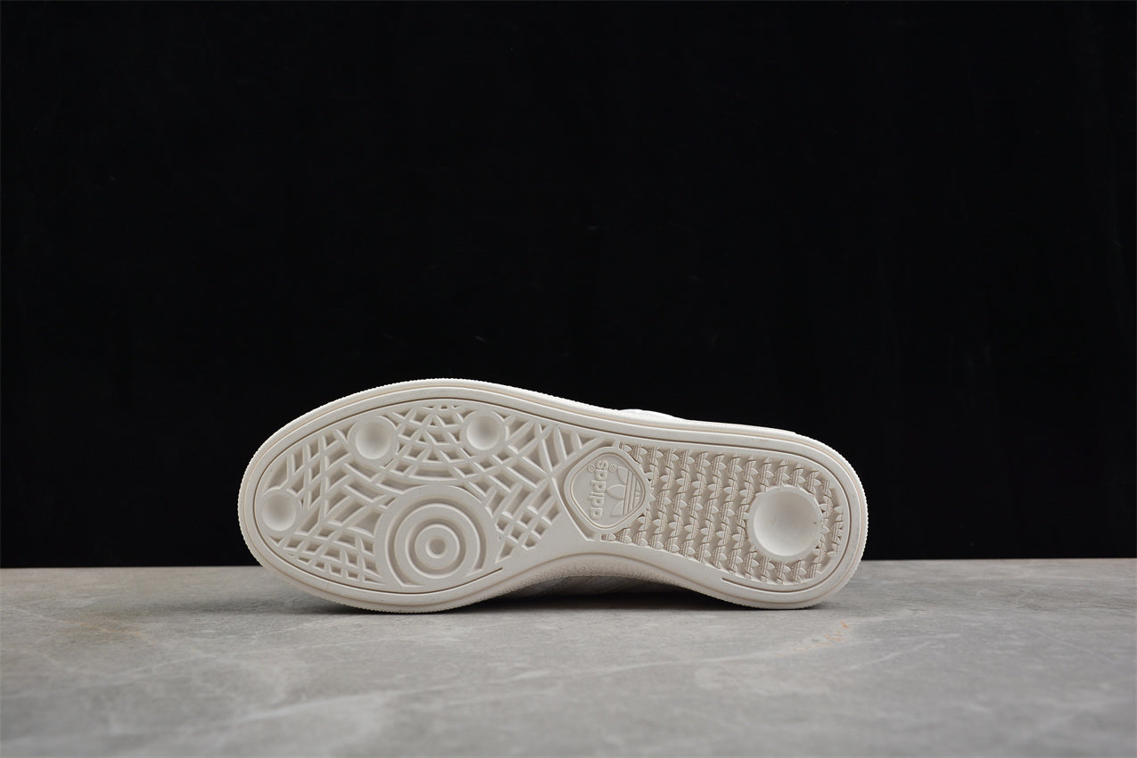 Handball Spezial plateado