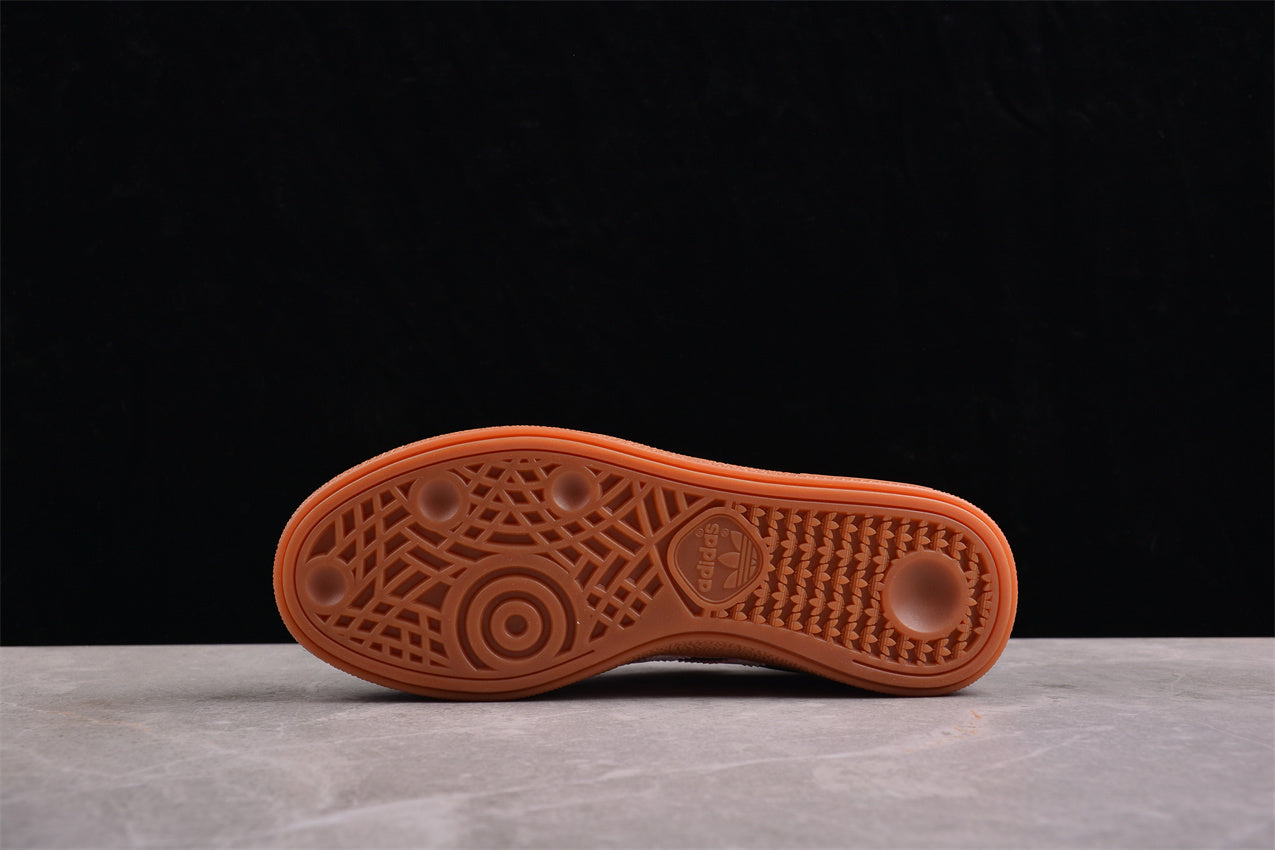 SNS GT II verde y blanco