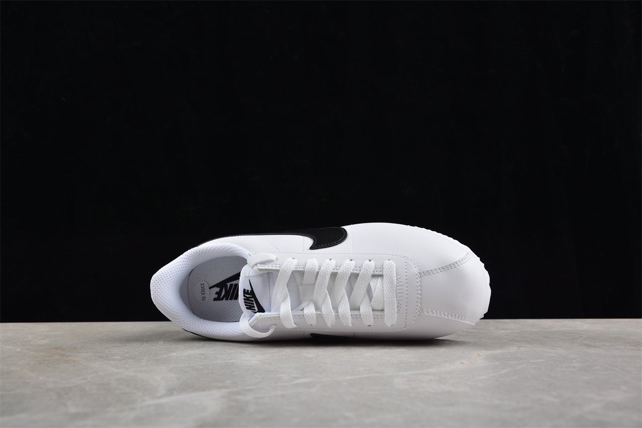 Cortez blanco y negro