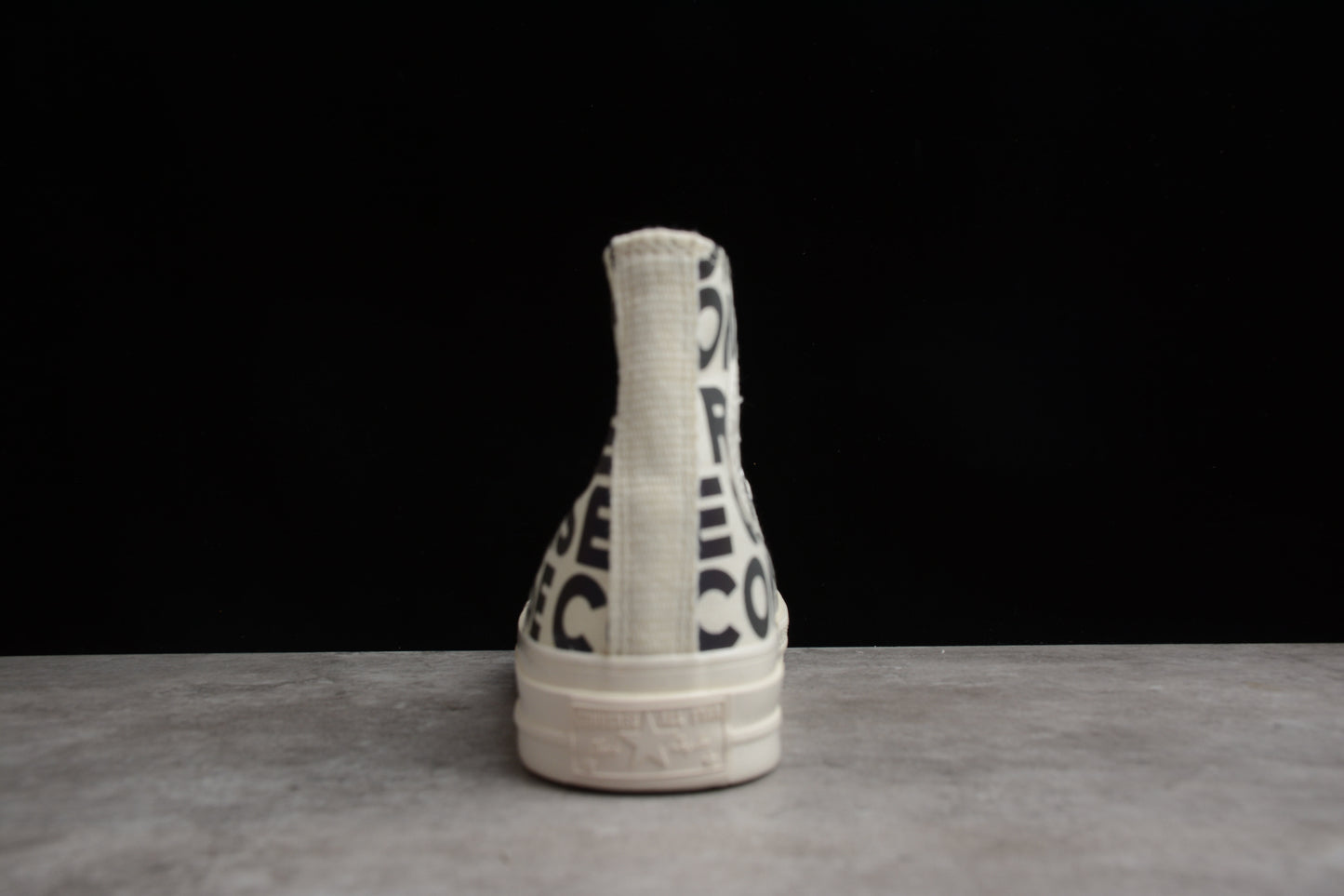 Chuck 70 HI blanco y negro