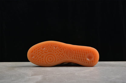 Sporty & Rich marrón y blanco