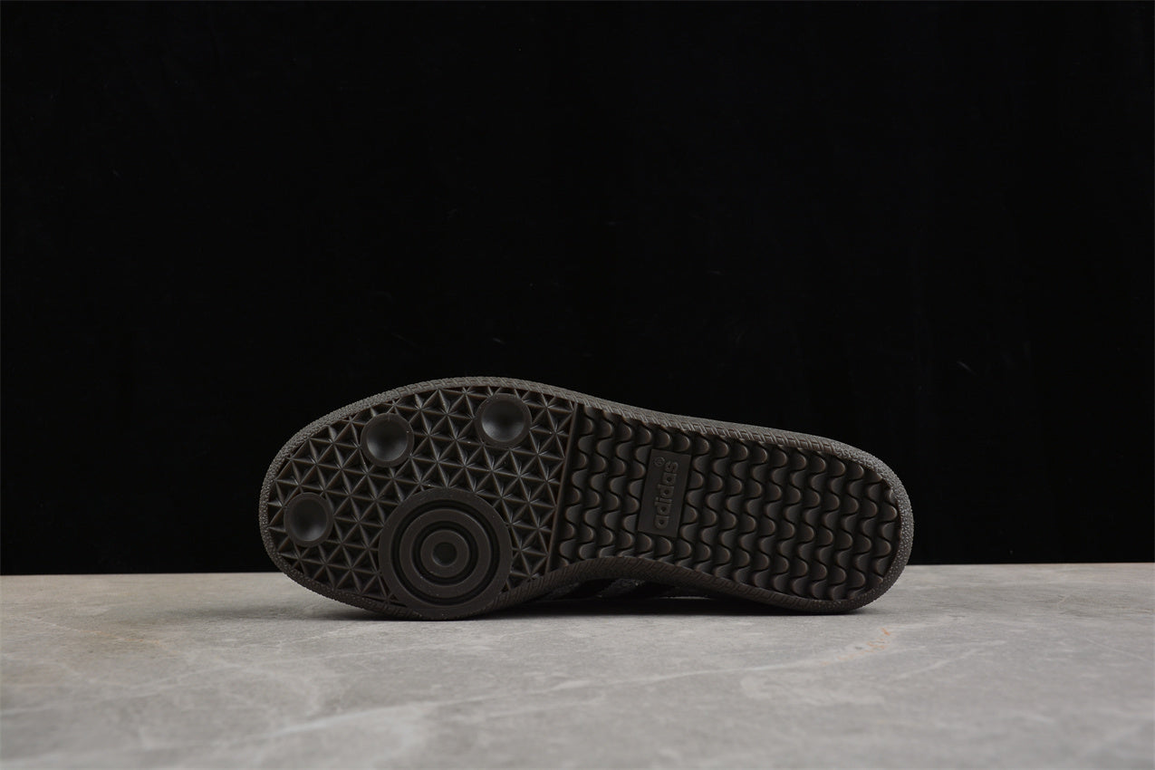 Samba OG plateado con negro