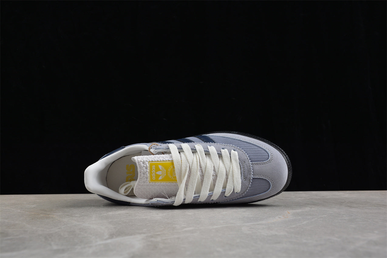 SNS GT II gris medio y azul marino