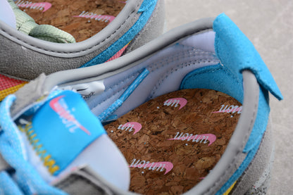 Cortez x Union LA gris, azul, amarillo y rosa