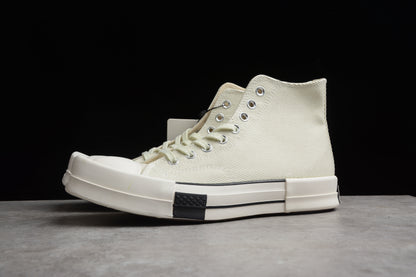 Chuck 70 Plus HI blanco y negro