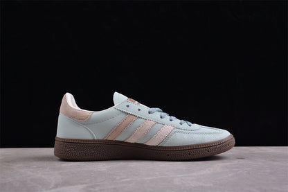 Handball Spezial Kith azul celeste y beige