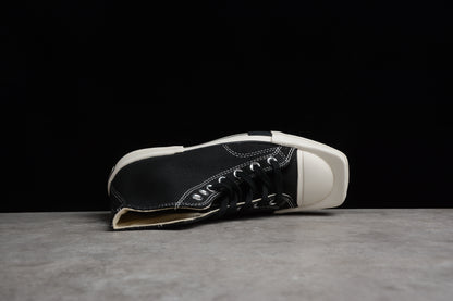 Chuck 70 Plus HI negro y blanco