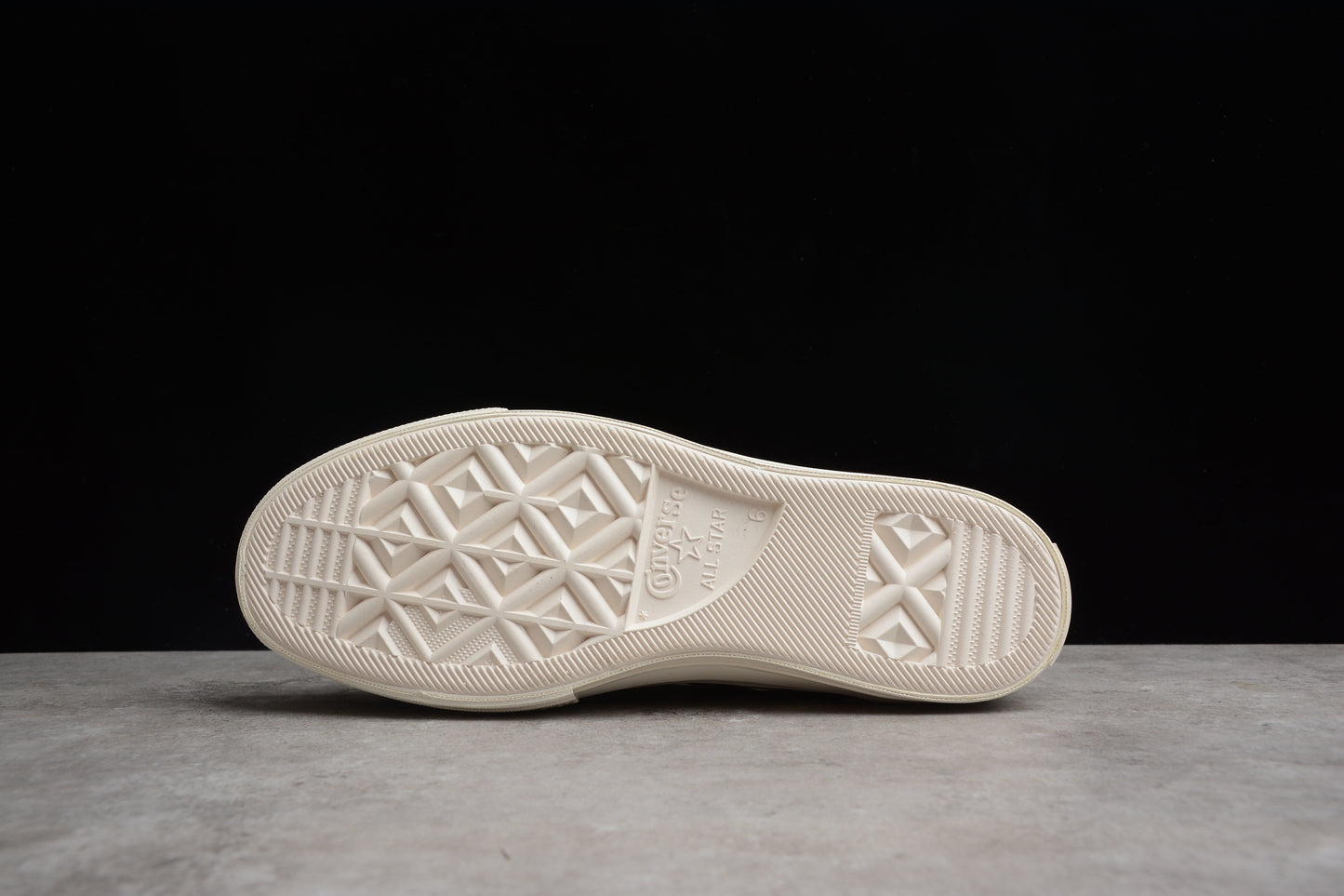 Chuck 70 HI blanco y negro