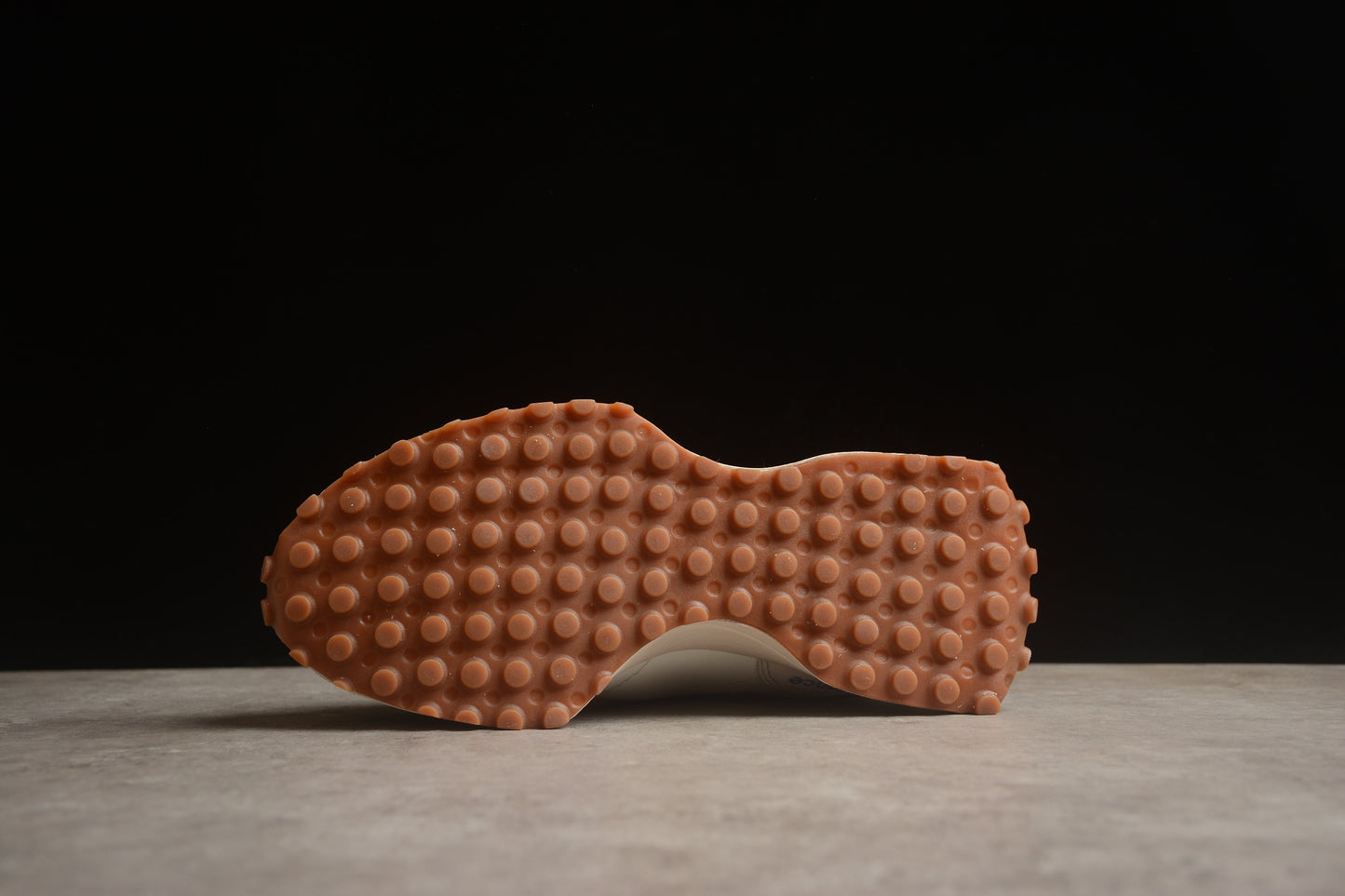 NB 327 beige claro y azul celeste