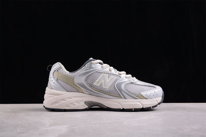NB 530 plateado y beige