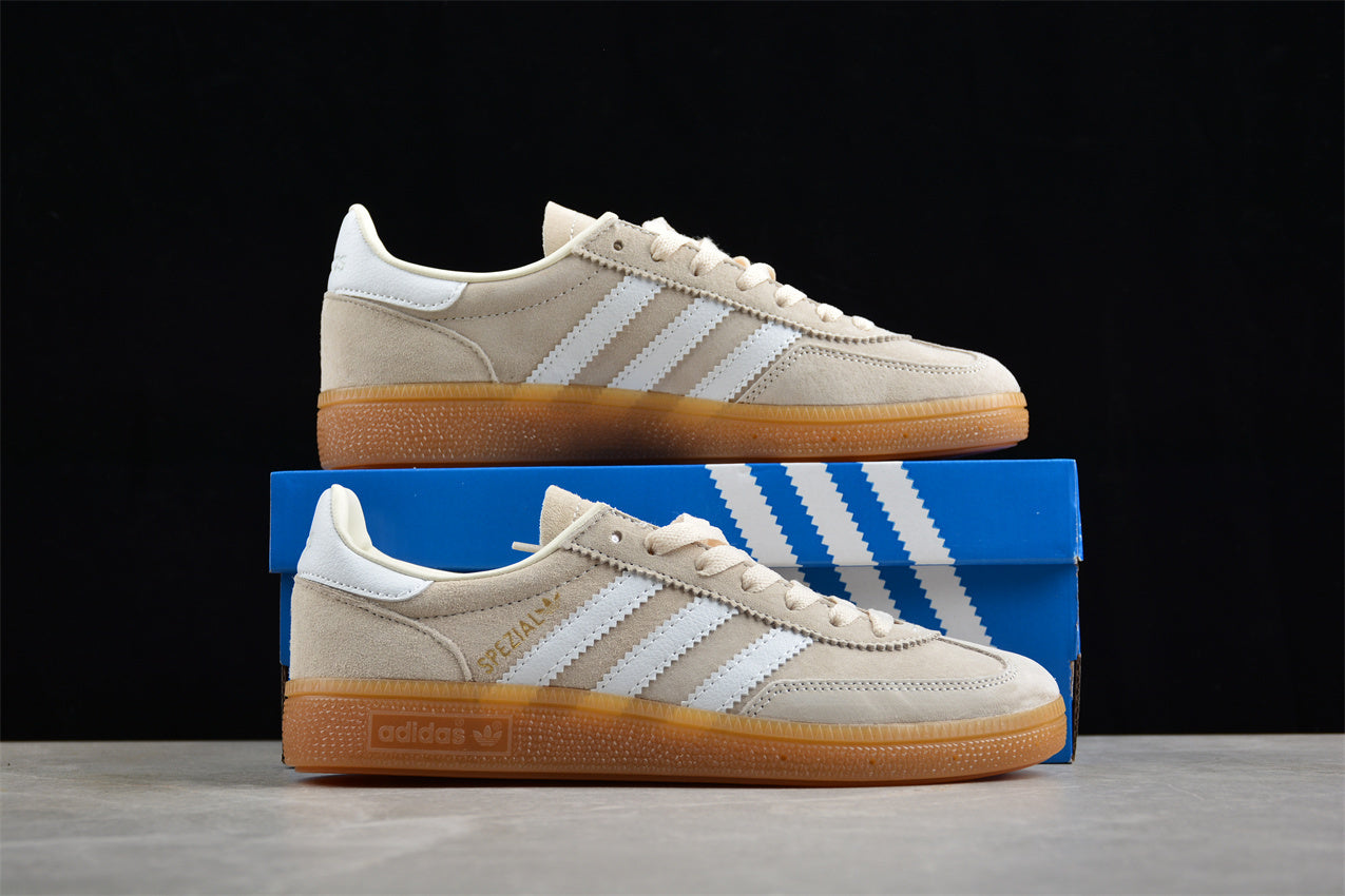 Handball Spezial beige y blanco