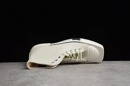 Chuck 70 Plus HI blanco y negro