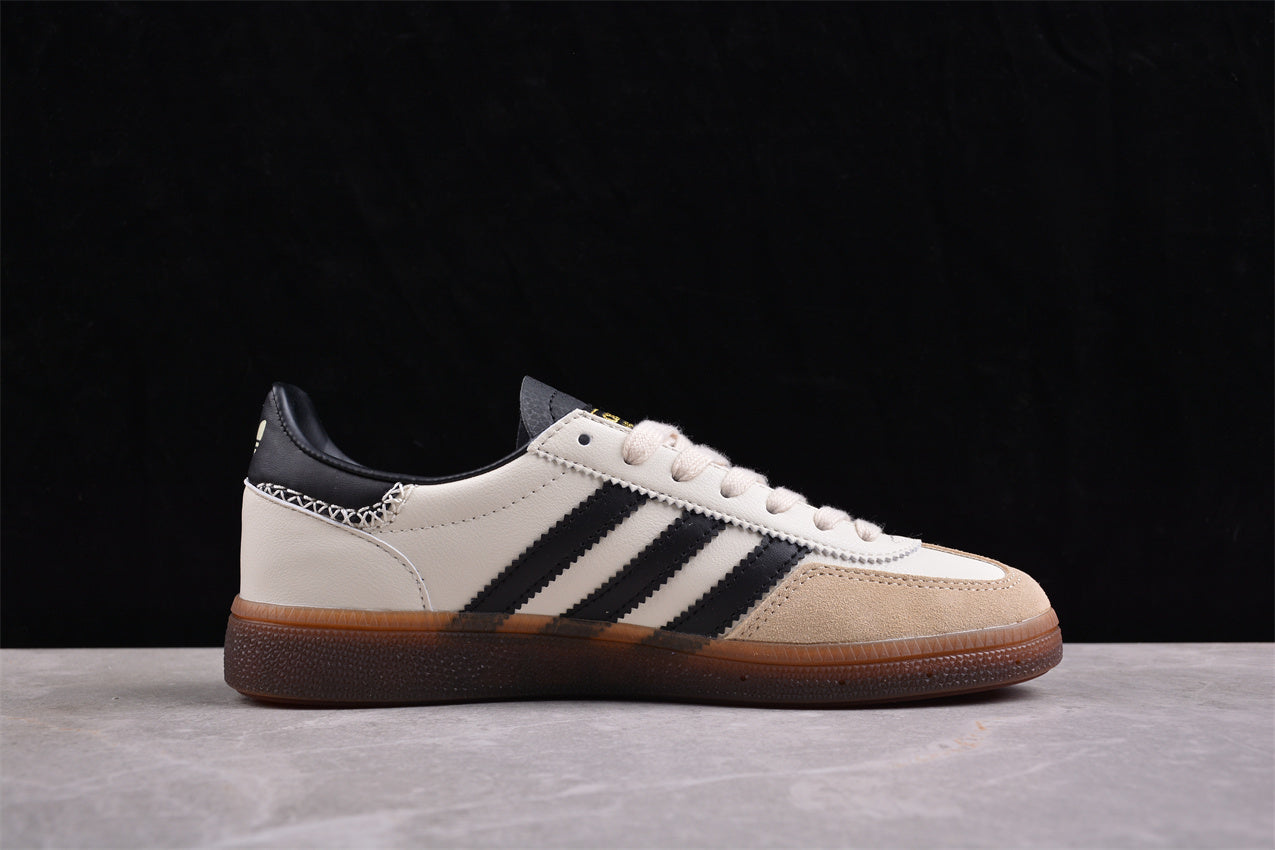 Handball Spezial blanco crema y negro