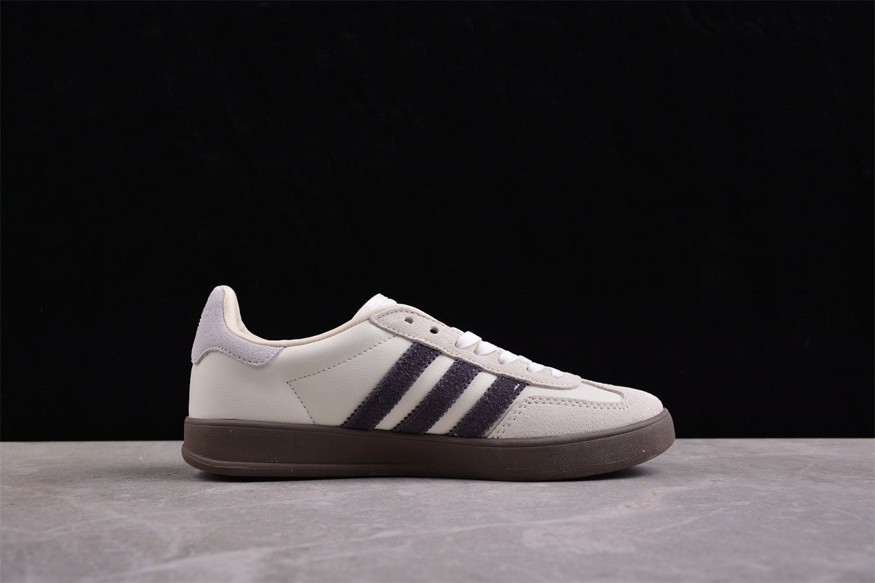 Gazelle blanco hueso y morado
