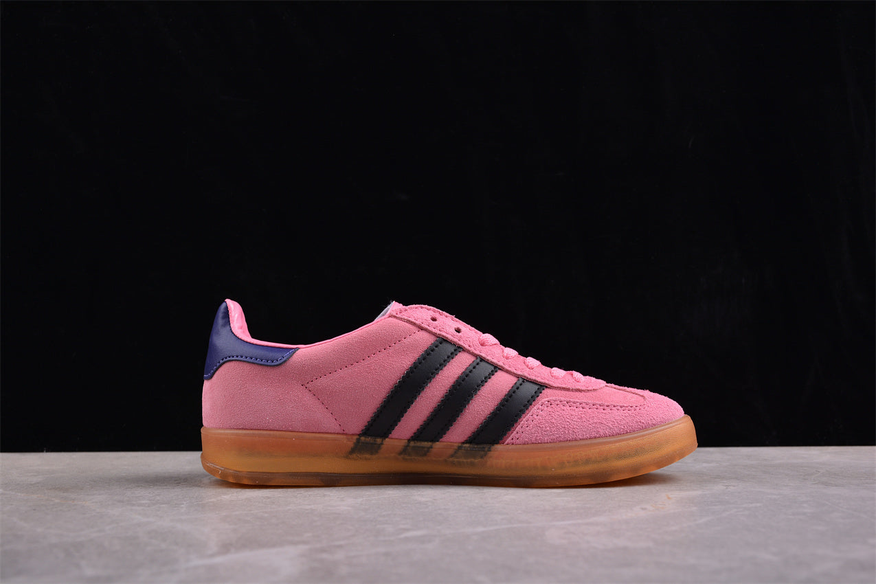 Gazelle rosa, negro y navy
