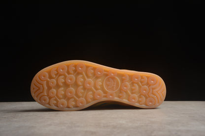 Gazelle azul cielo y amarillo