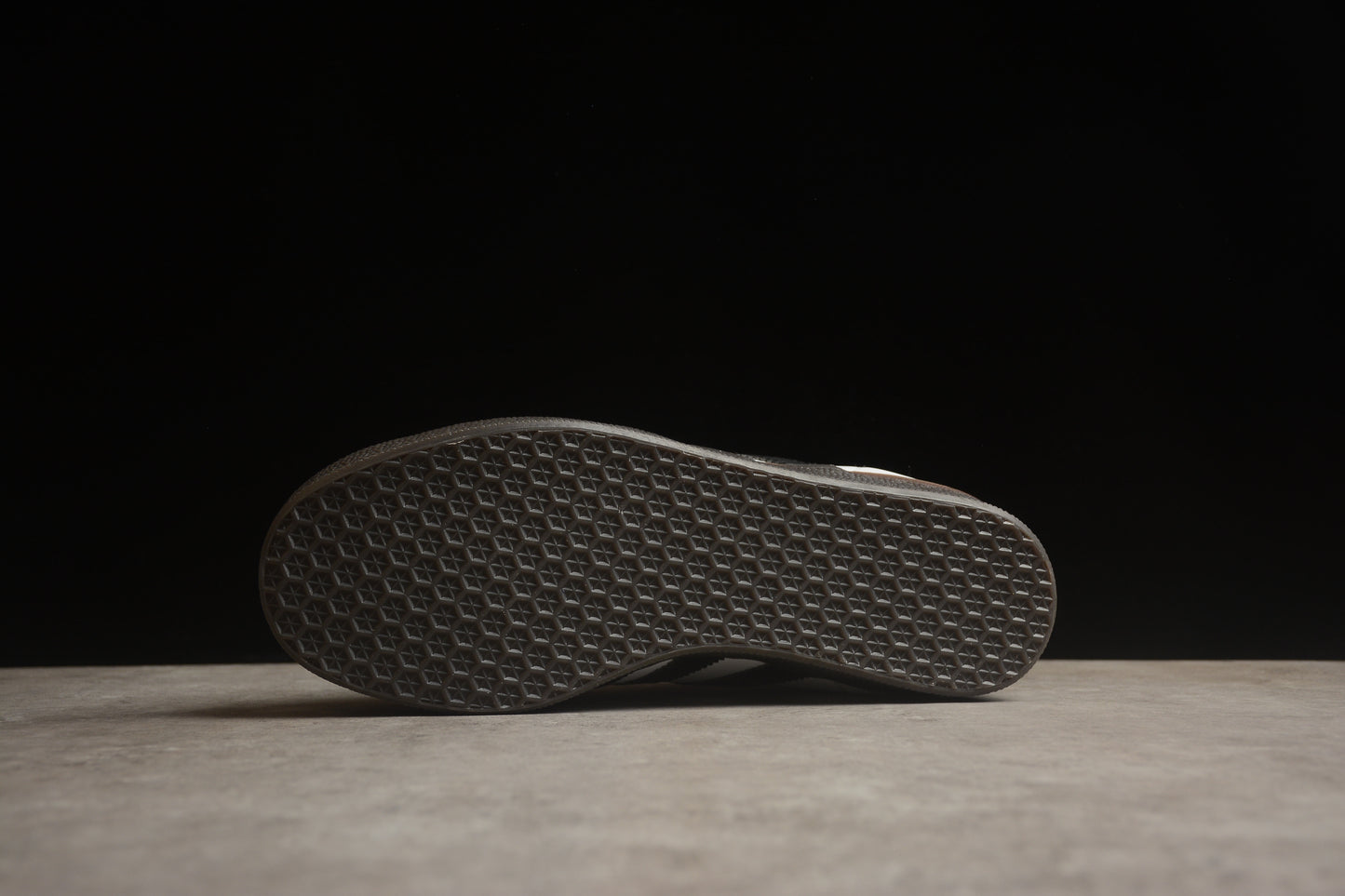 Gazelle blanco y negro