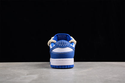 Dunk Low SB azul y blanco