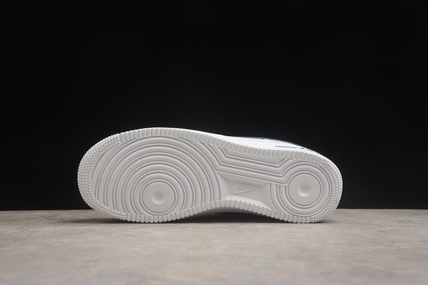 Air Force 1 low blanco y azul