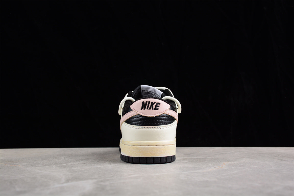 Dunk Low negro, crema y rosa pastel