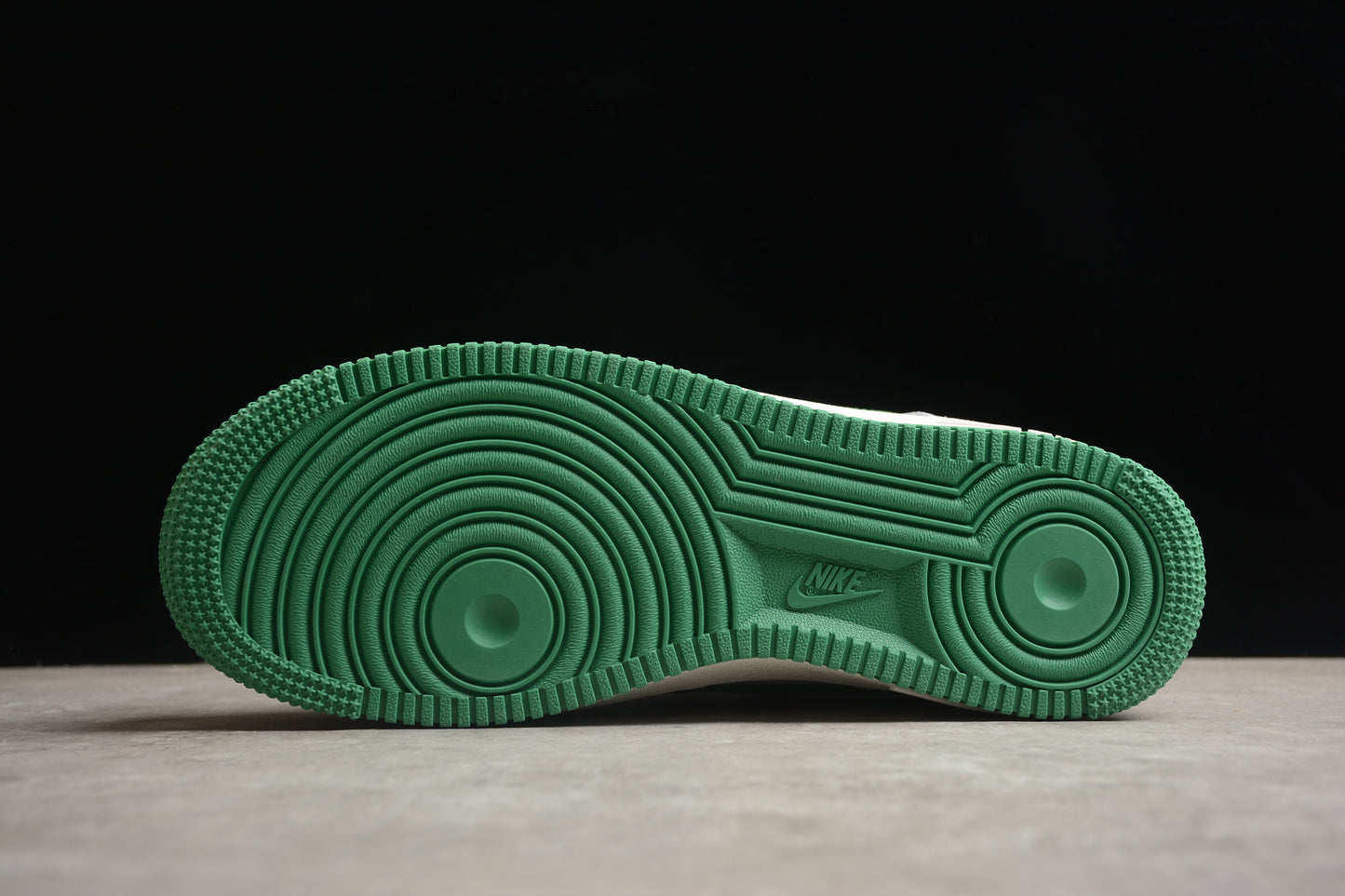 Air Force 1 07 blanco y verde