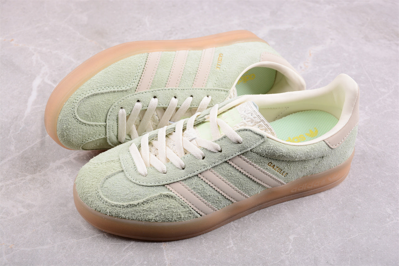 Gazelle verde pastel y blanco