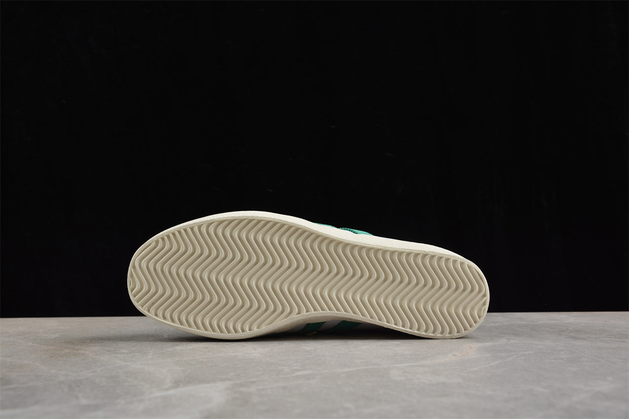 Sporty & Rich blanco y verde