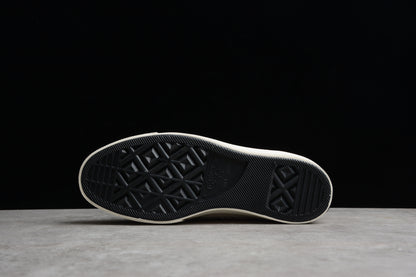 Chuck 70 HI Sherpa blanco, negro y egret