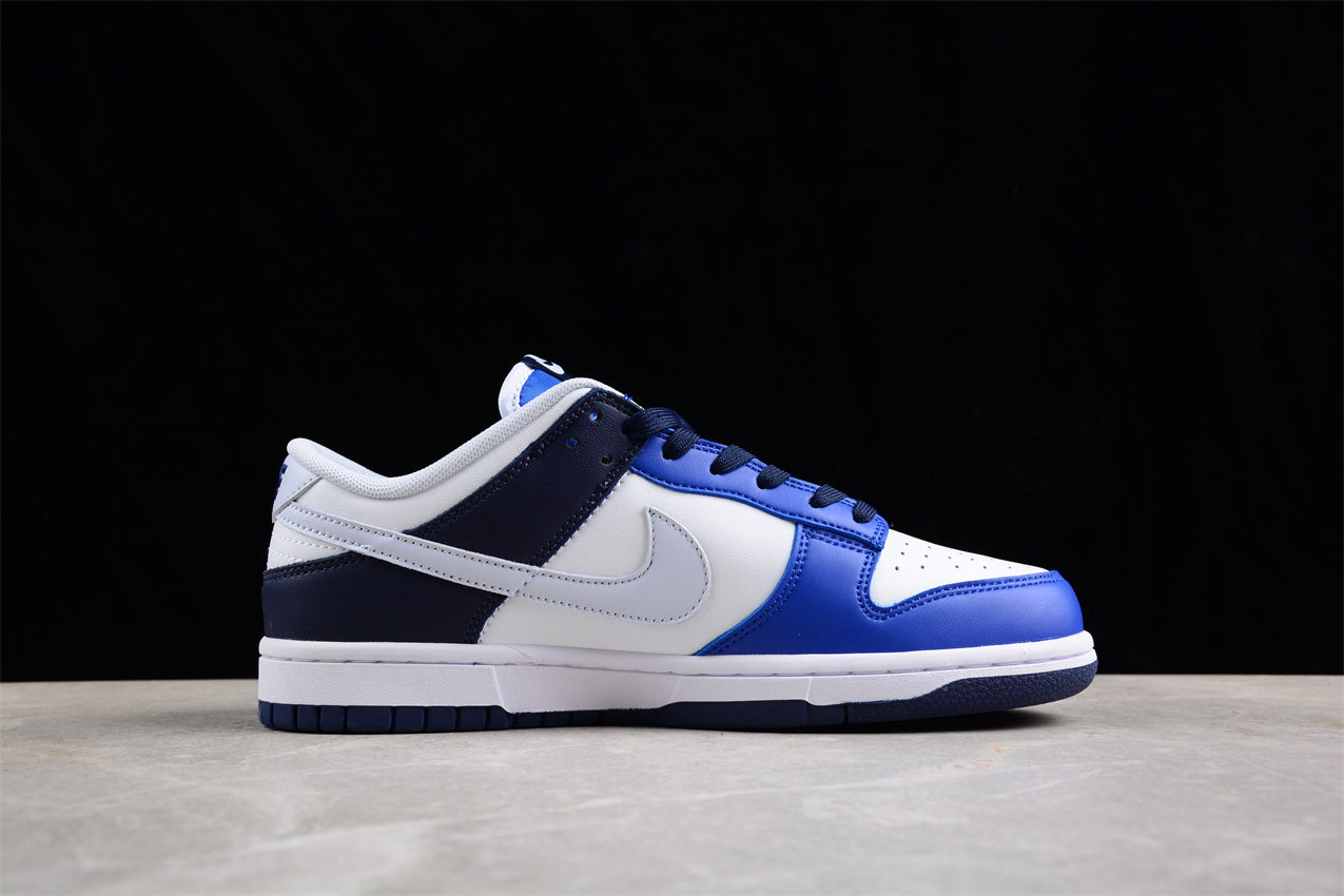 Dunk Low azul y blanco