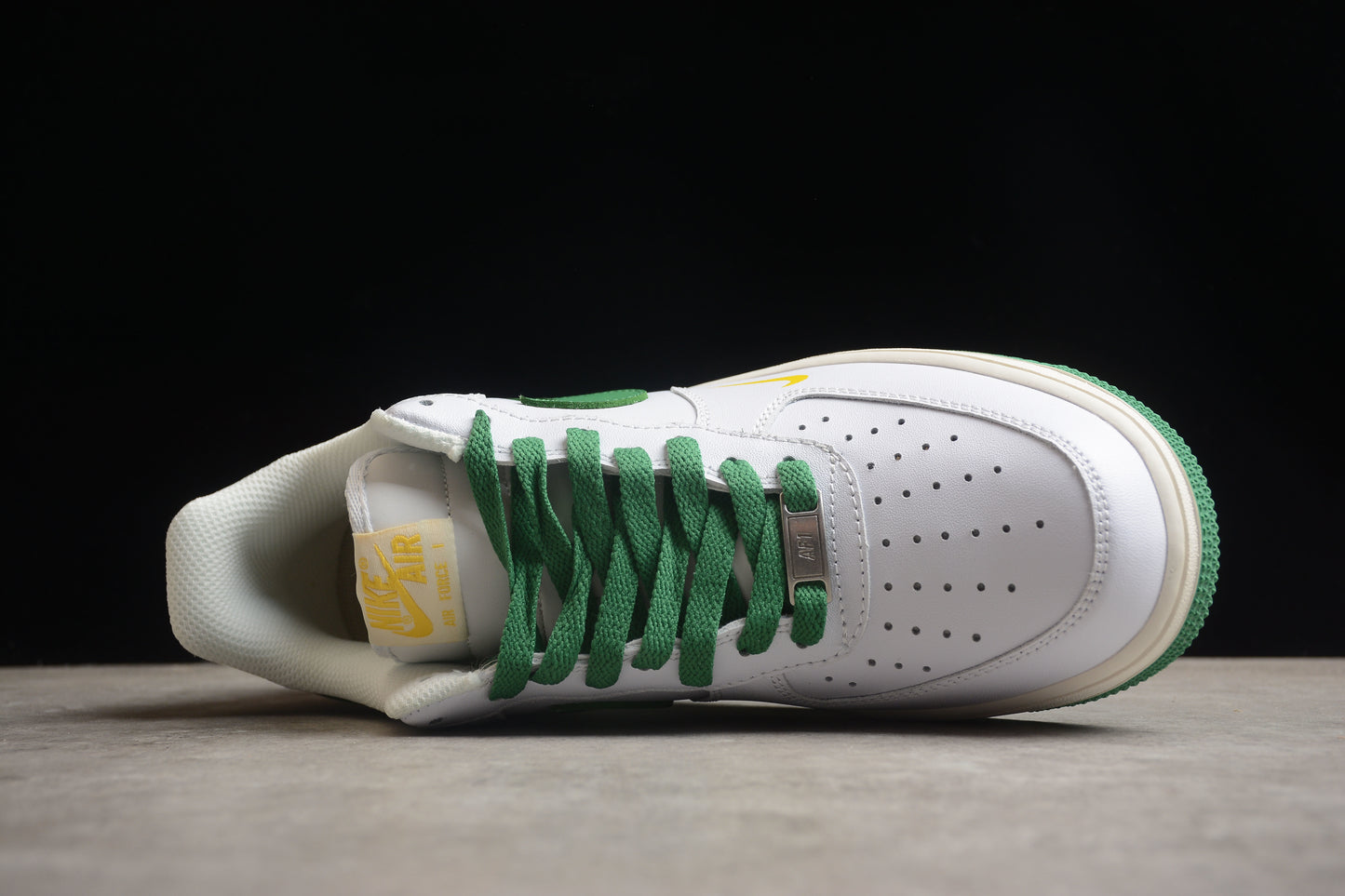Air Force 1 07 blanco y verde