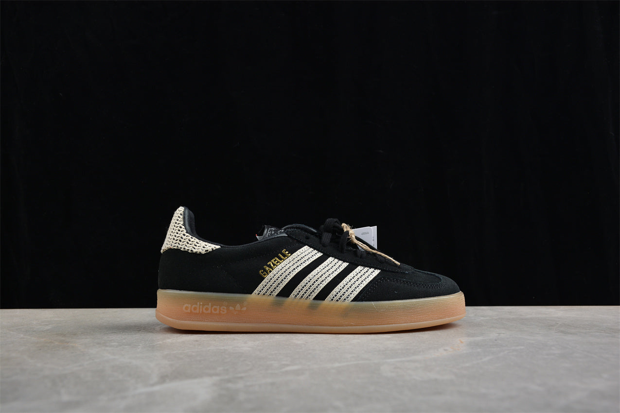 Gazelle negro y beige