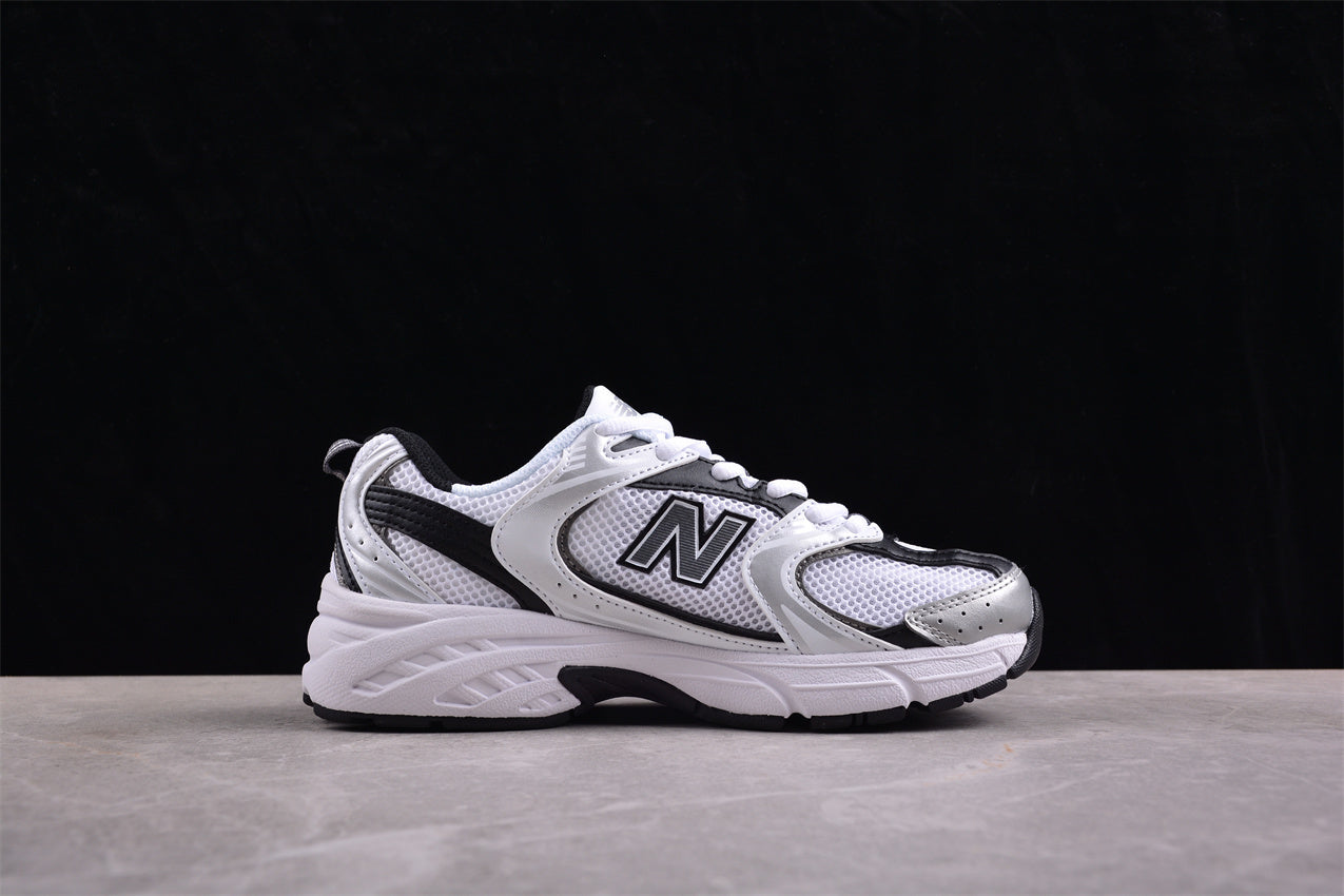 NB 530 blanco y negro