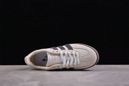 Gazelle blanco hueso y morado