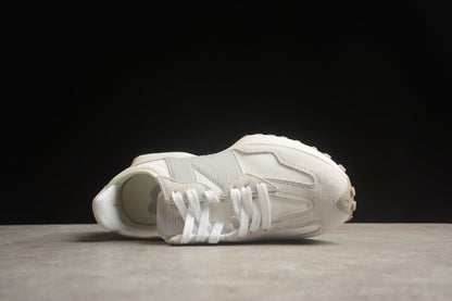 NB 327 blanco y gris