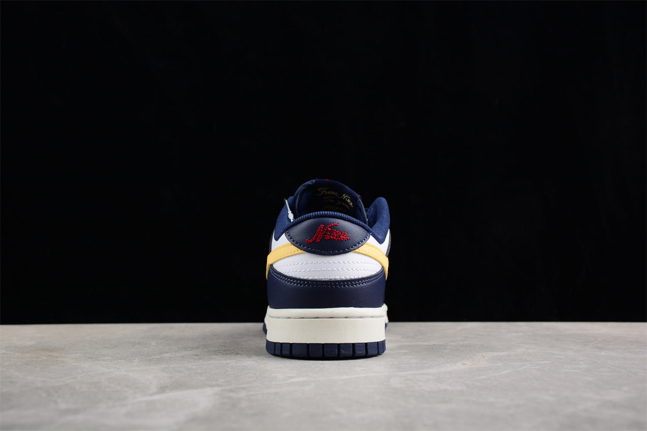Dunk Low navy, blanco y amarillo